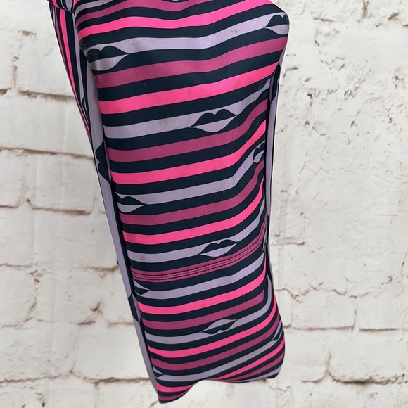 🎉HOST PICK🎉 kate spade “Lips” Large Tote - Picture 6 of 14